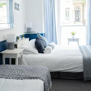 Hotel Ocean Breeze, Hove