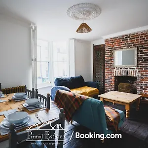 Apartment Primal Estates Brighton: Three-bedroom Townhouse With Roof Terrace, Brighton