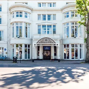 A&o Hove