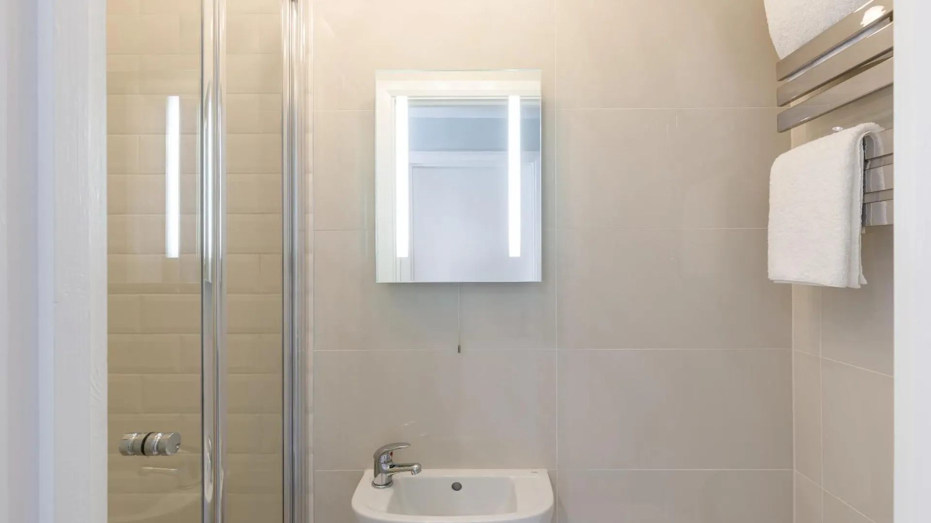 Apartmán The Chic Coastal Retreat - 3Bd Hove
